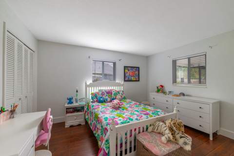 545 S Lake Drive, Lantana FL - photo 19 of 35