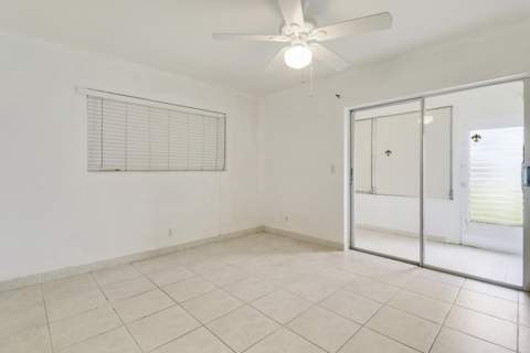 3040 Lake Osborne Drive #109, Lake Worth Beach FL - photo 16 of 35
