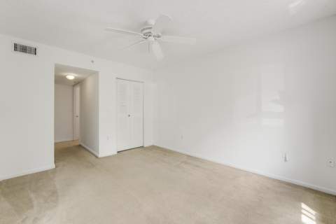 278 Village Boulevard #8106, Tequesta FL - photo 10 of 51