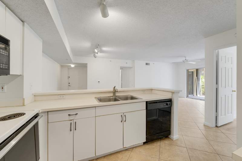 2 bedroom Condominium at 278 Village Boulevard #8106, Lighthouse Cove At Tequesta Condo, Tequesta — photo 5