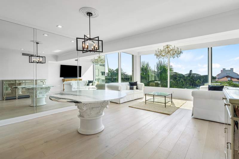 2 bedroom Condominium at 44 Cocoanut Row #526B, Palm Beach Towers Condo, Palm Beach — photo 3