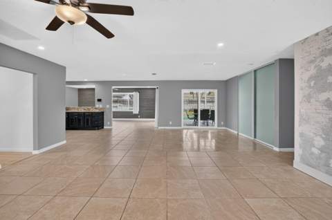 1023 SW 25th Place, Boynton Beach FL - photo 12 of 61