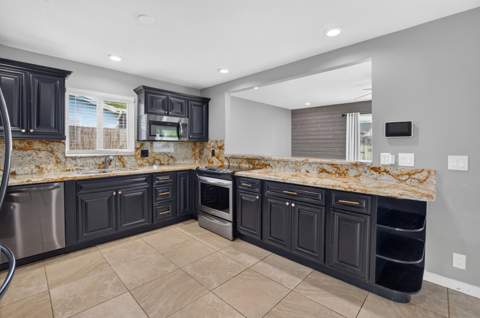 1023 SW 25th Place, Boynton Beach FL - photo 21 of 61