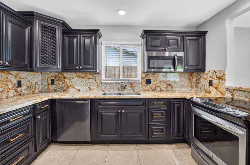 3 bedroom Single Family Residence at 1023 SW 25th Place, Golfview Harbour 1st Sec, Boynton Beach — photo 4
