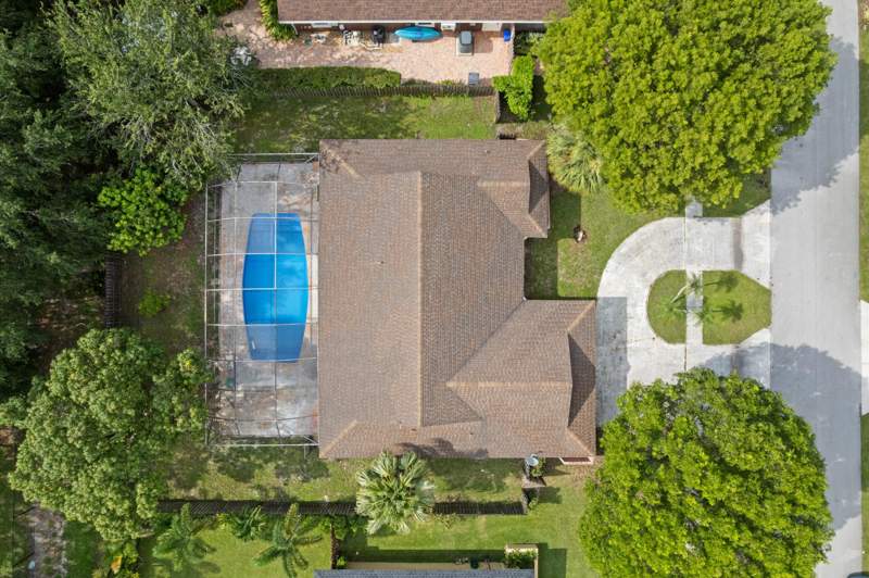 5 bedroom Single Family Residence at 2652 Yarmouth Drive, Greenview Shores 2 Of Wellington, Wellington — photo 4