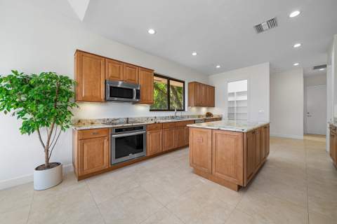 4044 Pacaya Circle, Boca Raton FL - photo 13 of 56