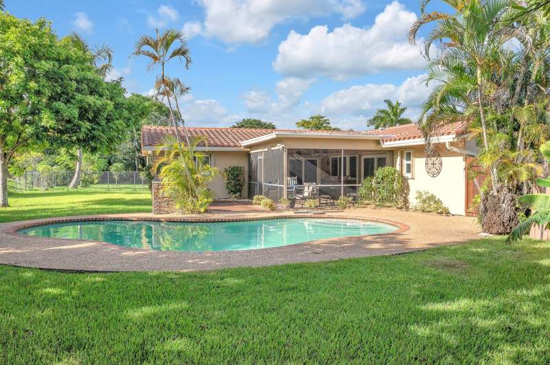 4 bedroom Single Family Residence at 4120 NW 106th Avenue, Chevy Chase Amd Plat, Coral Springs — photo 4