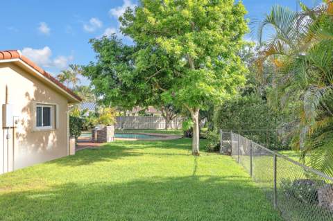 4120 NW 106th Avenue, Coral Springs FL - photo 12 of 20