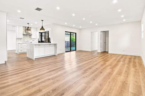 3900 N 45th Avenue, Hollywood FL - photo 7 of 36