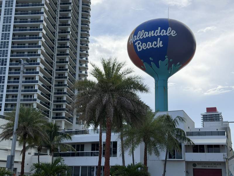 2 bedroom Condominium at 2600 E Hallandale Beach Boulevard #T3210, Beachwalk Condominium, Hallandale Beach — photo 5