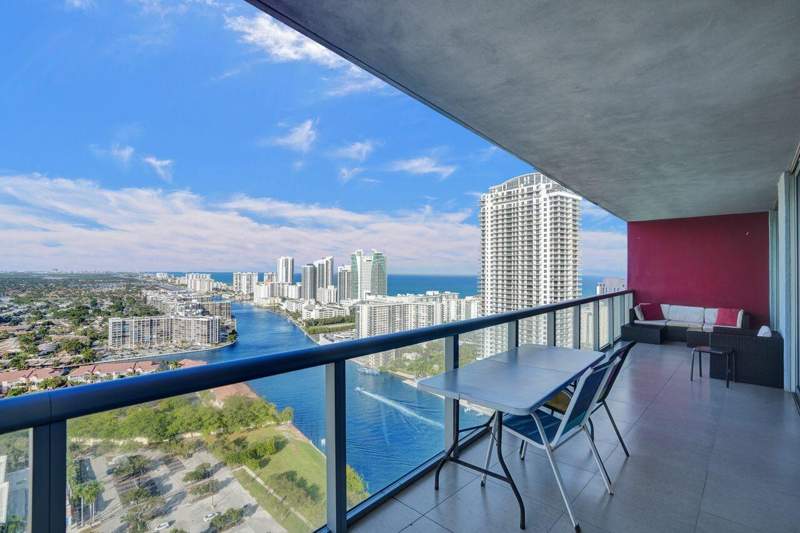 2 bedroom Condominium at 2600 E Hallandale Beach Boulevard #T3210, Beachwalk Condominium, Hallandale Beach — photo 2