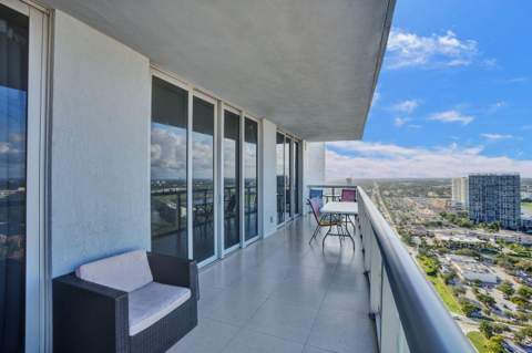 2600 E Hallandale Beach Boulevard #T3210, Hallandale Beach FL - photo 19 of 31