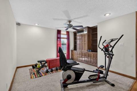 8353 Raymond Drive, Boynton Beach FL - photo 17 of 36
