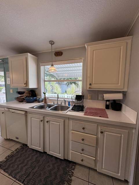 2555 PGA Boulevard #305, Palm Beach Gardens FL - photo 9 of 16