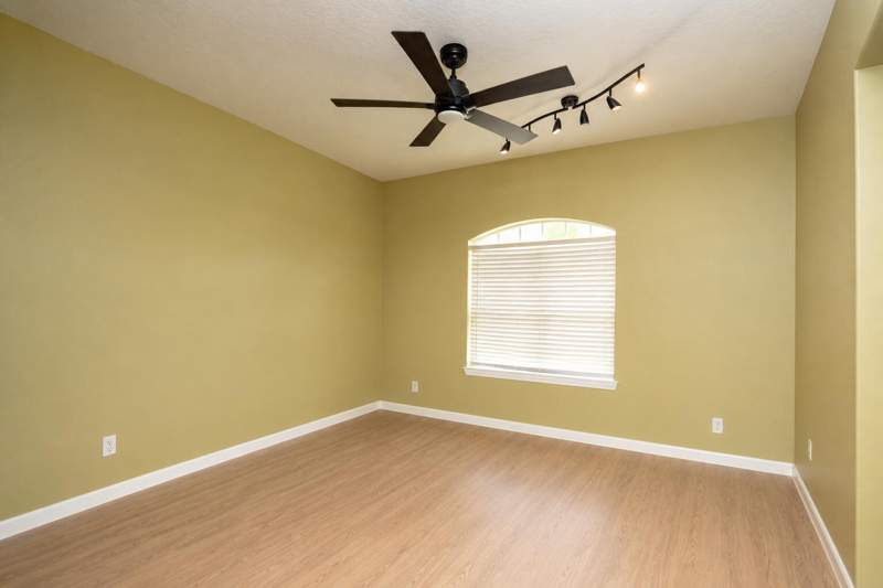 3 bedroom Single Family Residence at 610 SW College Park Road, Port St Lucie Section 41, Port St. Lucie — photo 5