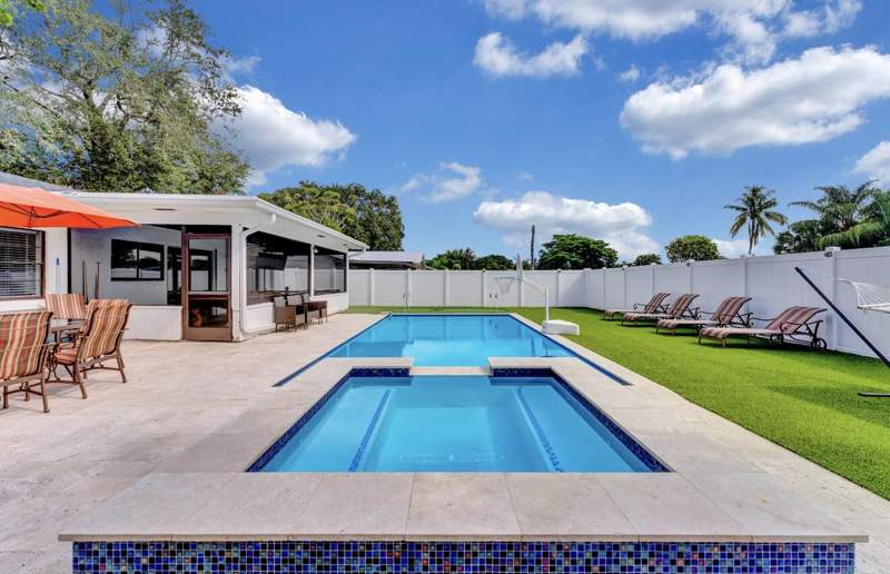 3 bedroom Single Family Residence at 9819 Spanish Isles Drive, Spanish Isles II, Boca Raton — photo 2