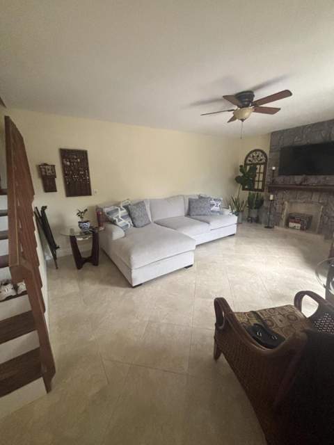 113 W Lake Arbor Drive, Palm Springs FL - photo 7 of 37