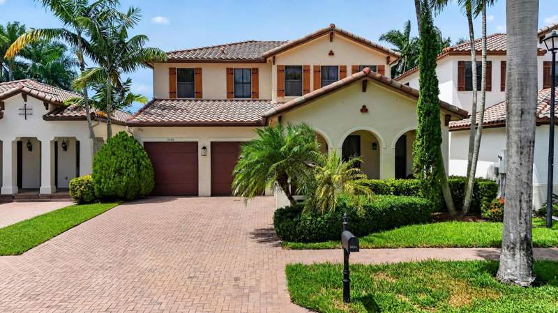 4 bedroom Single Family Residence at 3686 NW 85th Terrace, Monterra Plat, Cooper City — photo 2