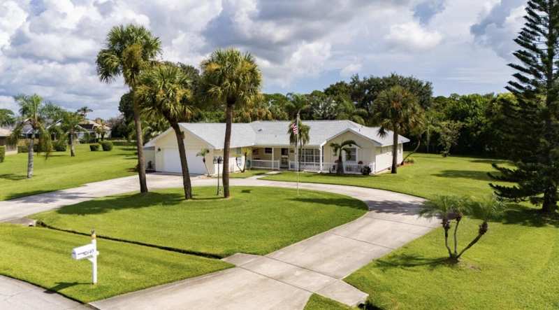 3 bedroom Single Family Residence at 2643 SE Emmett Road, South Port St Lucie Unit 6, Port St. Lucie — photo 1