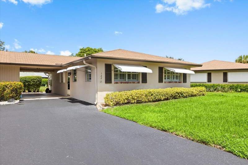2 bedroom Condominium at 122 Mockingbird Lane, Country Manors, Delray Beach — photo 4