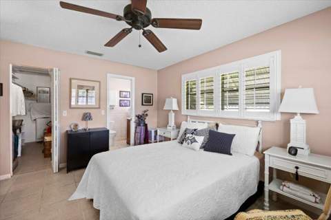 122 Mockingbird Lane, Delray Beach FL - photo 15 of 37