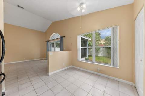 103 Saddle Trail, Royal Palm Beach FL - photo 19 of 35
