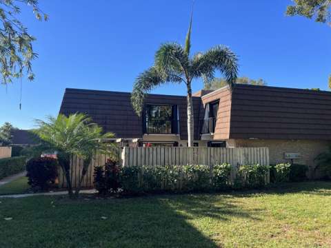 2004 20Th Lane, home for sale in Palm Beach Gardens 33418