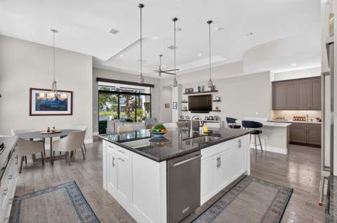 9788 Bozzano Drive, Delray Beach FL - photo 17 of 67