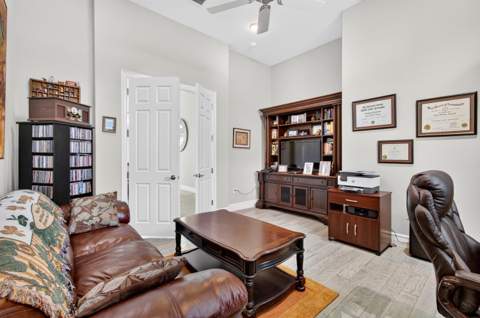 9788 Bozzano Drive, Delray Beach FL - photo 22 of 67