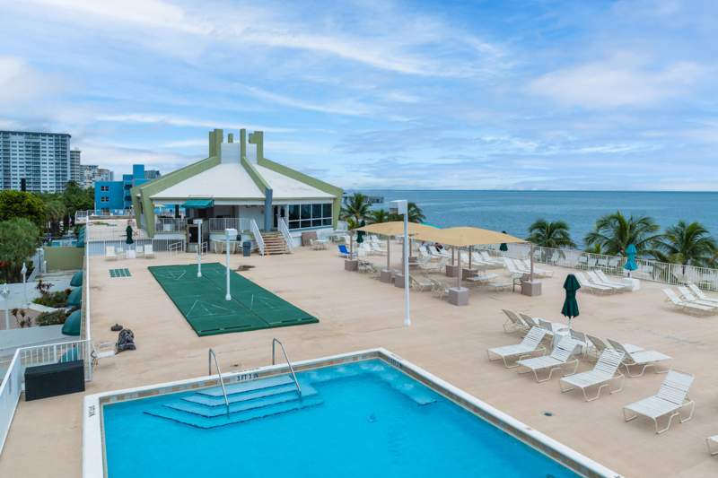 1 bedroom Condominium at 111 Briny Avenue #Ph7, Pompano Beach Club Condo, Pompano Beach — photo 5