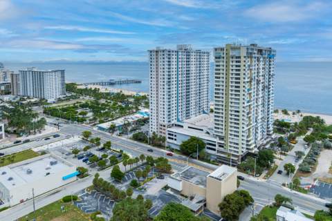 111 Briny Avenue #Ph7, Pompano Beach FL - photo 8 of 44