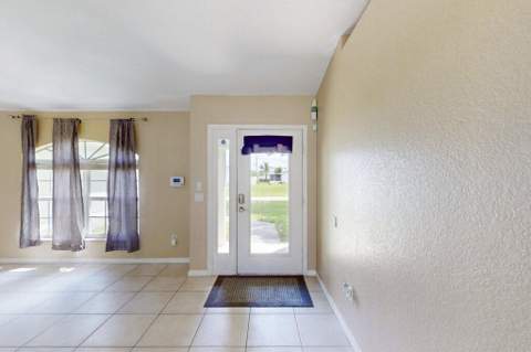 436 SW Bradshaw Circle, Port St. Lucie FL - photo 7 of 52