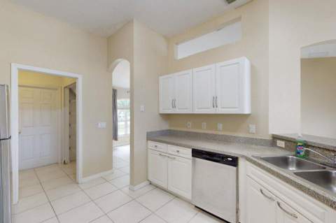 436 SW Bradshaw Circle, Port St. Lucie FL - photo 19 of 52