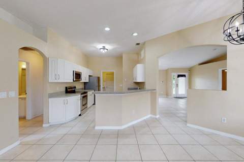 436 SW Bradshaw Circle, Port St. Lucie FL - photo 15 of 52