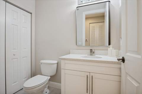 950 Marina Del Ray Lane #4, West Palm Beach FL - photo 8 of 33