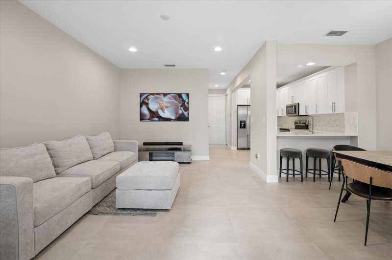 2 bedroom Townhouse at 950 Marina Del Ray Lane #4, Cityside Condo, West Palm Beach — photo 1