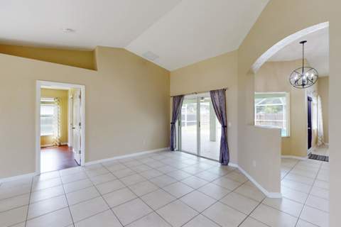 436 SW Bradshaw Circle, Port St. Lucie FL - photo 12 of 52