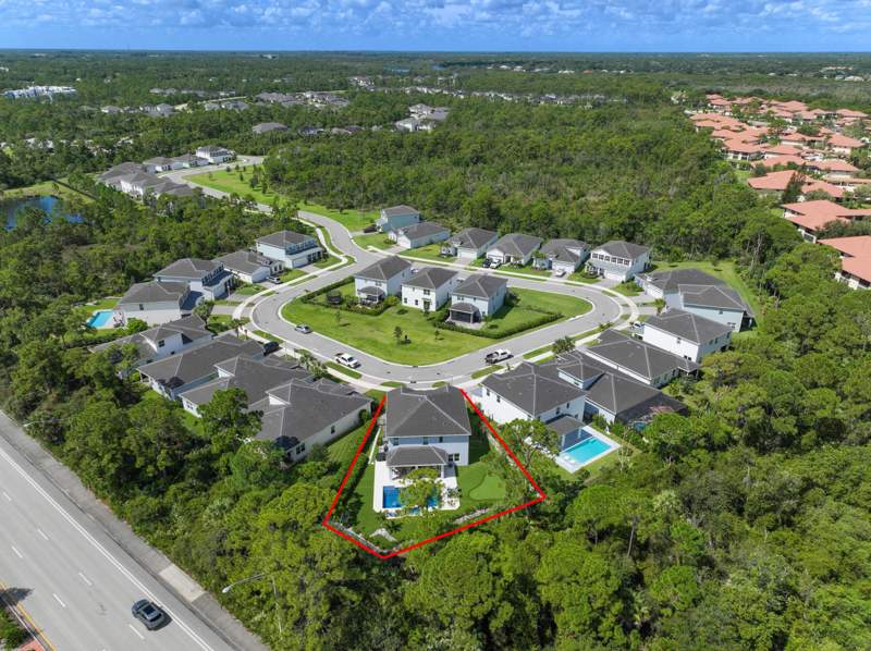 4 bedroom Single Family Residence at 194 SW Pomeroy Street, Banyan Bay Pud Phase 2C, Stuart — photo 5