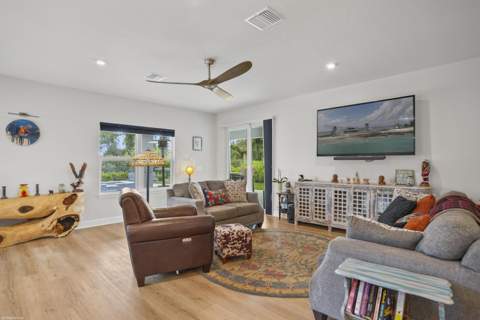 194 SW Pomeroy Street, Stuart FL - photo 17 of 74