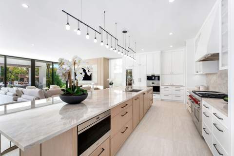 2400 Barcelona Drive, Fort Lauderdale FL - photo 10 of 54