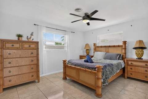 1520 NE 34th Court, Pompano Beach FL - photo 15 of 28