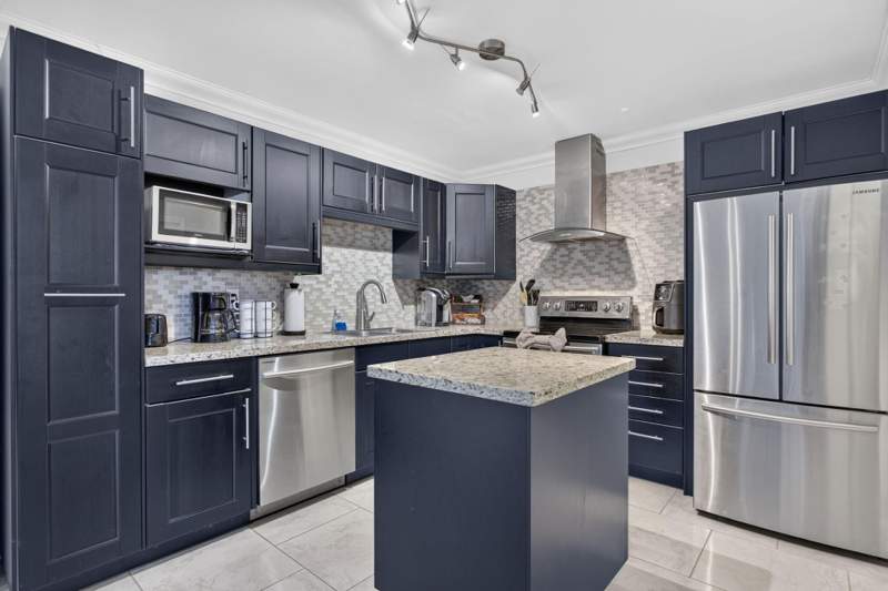 3 bedroom Single Family Residence at 1520 NE 34th Court, Cresthaven No 9 Replat, Pompano Beach — photo 2