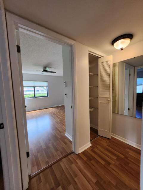 311 Knotty Pine Circle #A-1, Greenacres FL - photo 23 of 33