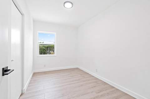 720 S 11th Street, Lantana FL - photo 8 of 16