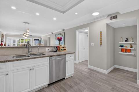 18940 Stewart Circle #5, Boca Raton FL - photo 21 of 48