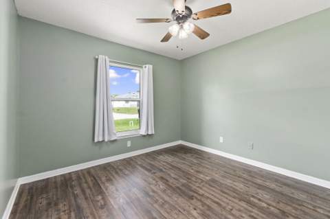 5010 Hickory Drive, Fort Pierce FL - photo 19 of 35