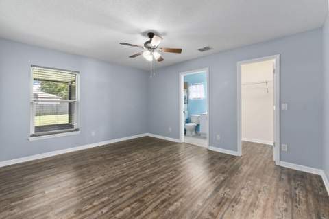 5010 Hickory Drive, Fort Pierce FL - photo 14 of 35
