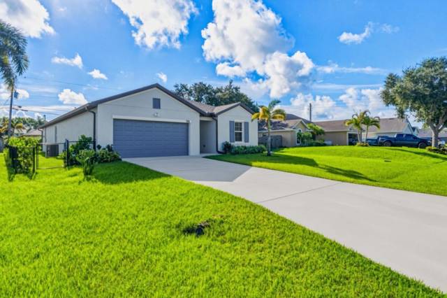 226 SW MILBURN Circle
