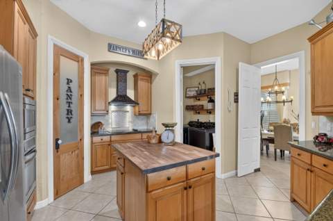 6839 Houlton Circle, Greenacres FL - photo 12 of 108
