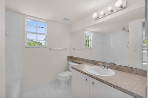520 SW 111th Avenue #301, Pembroke Pines FL - photo 9 of 15